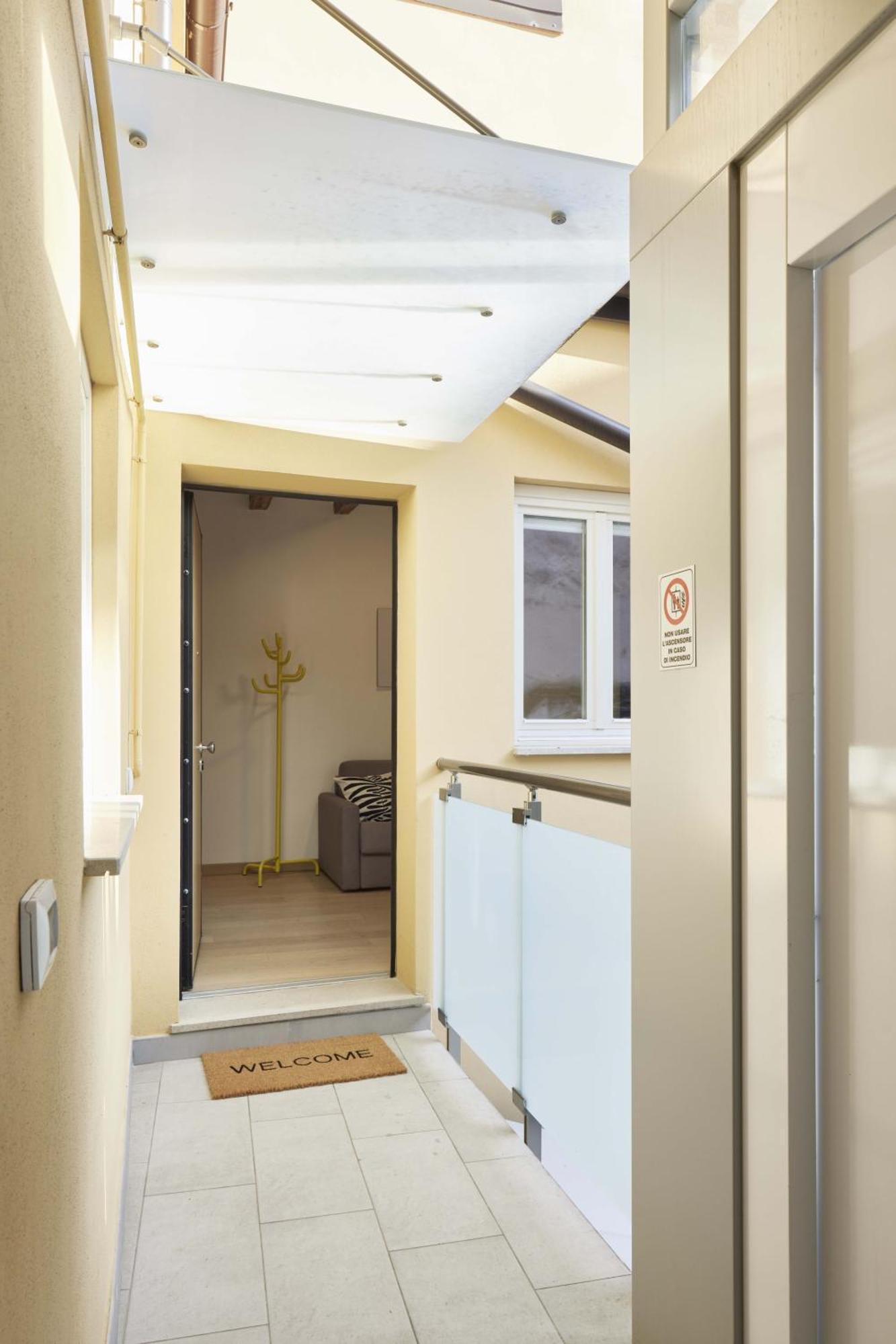 Triestinn - Viale Suite ภายนอก รูปภาพ