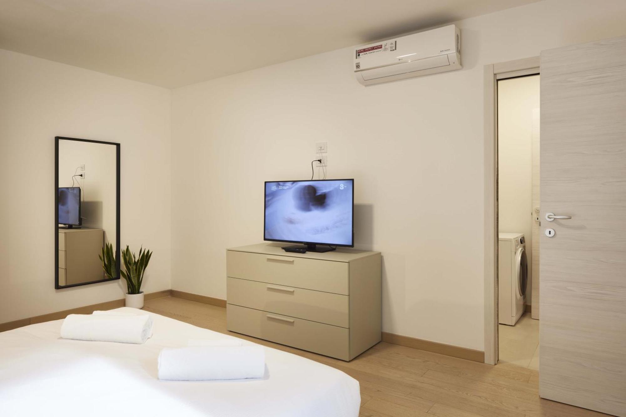 Triestinn - Viale Suite ภายนอก รูปภาพ