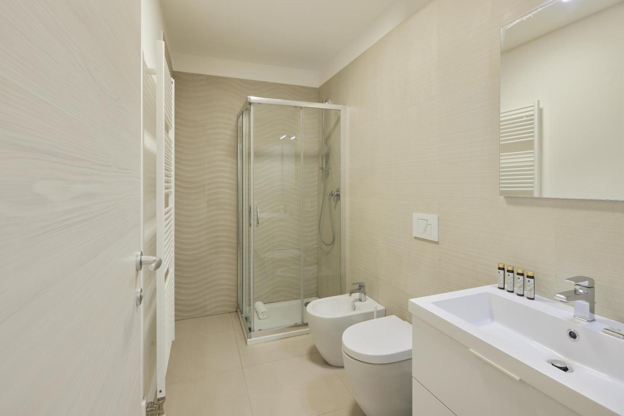 Triestinn - Viale Suite ภายนอก รูปภาพ